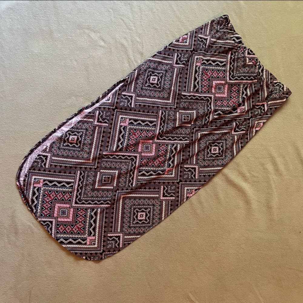 Patterned Maxi skirt